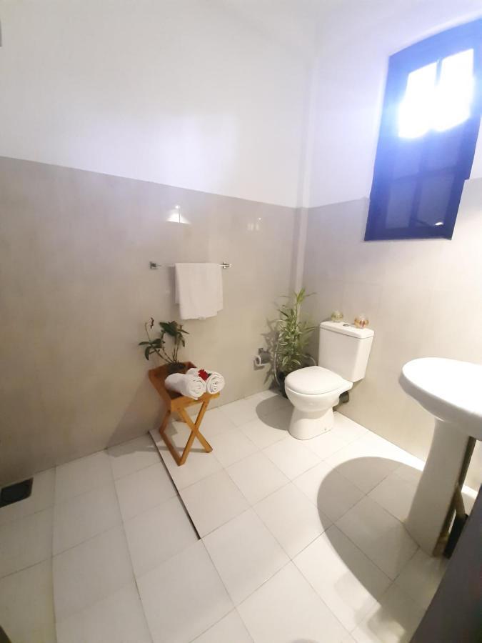 Hotel Chanara シギリヤ エクステリア 写真